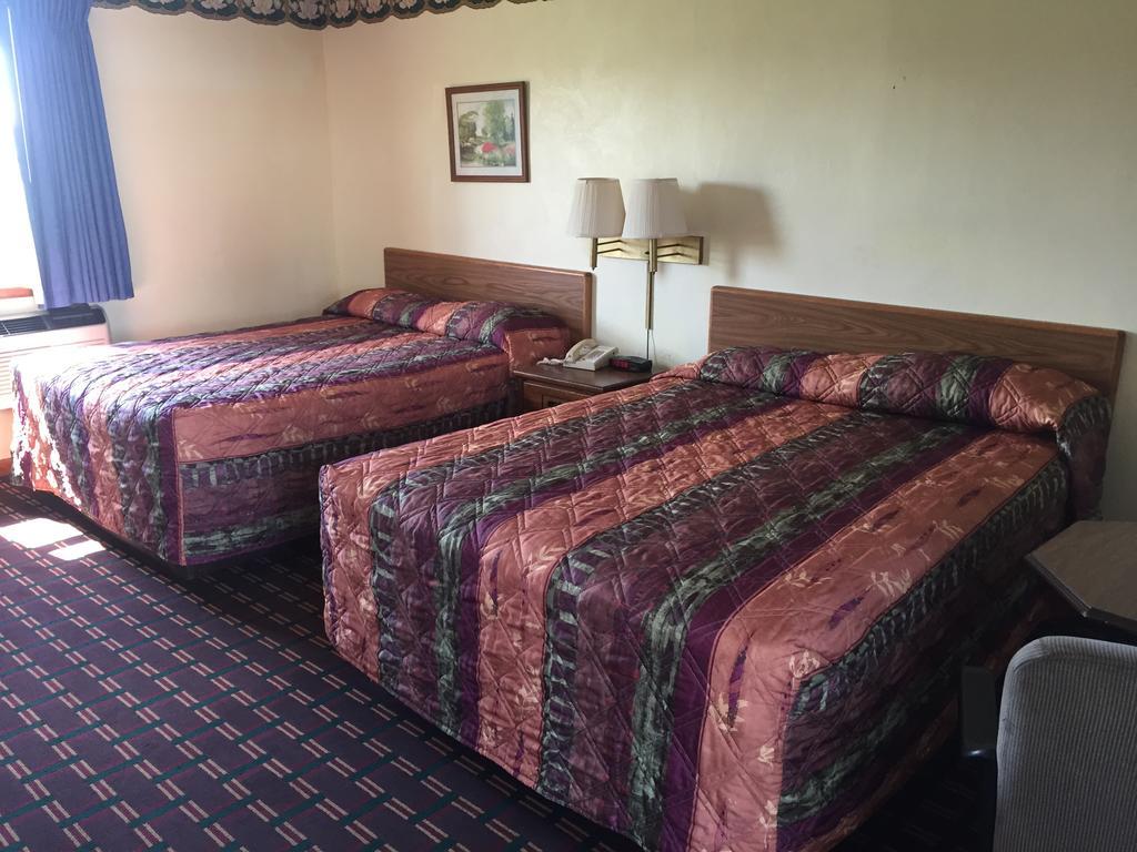Rainbow Motel Montpelier Екстер'єр фото