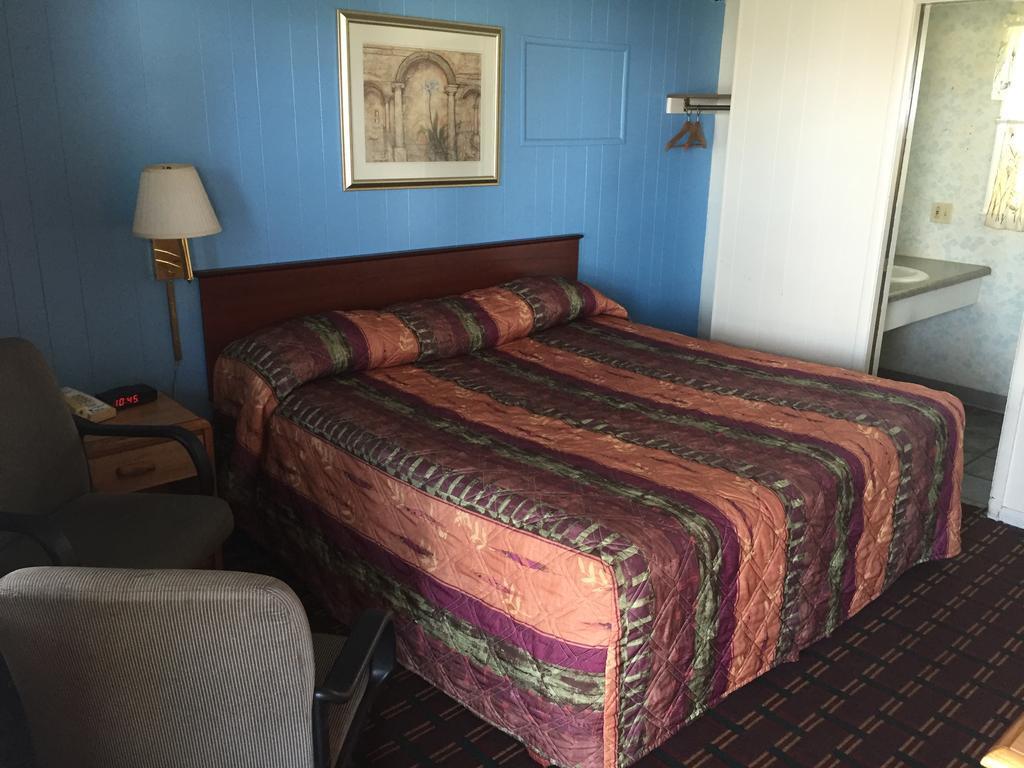 Rainbow Motel Montpelier Екстер'єр фото