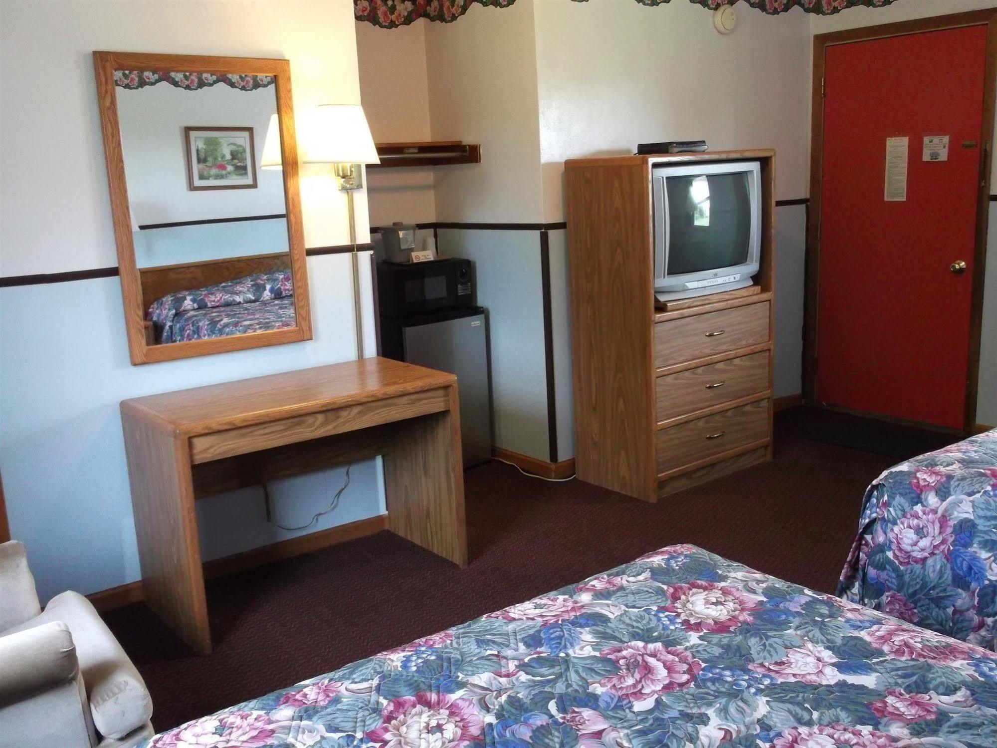 Rainbow Motel Montpelier Екстер'єр фото